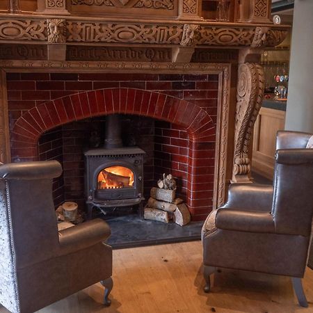 The Manor Boutique Hotel Restaurant And Bar Conwy Buitenkant foto