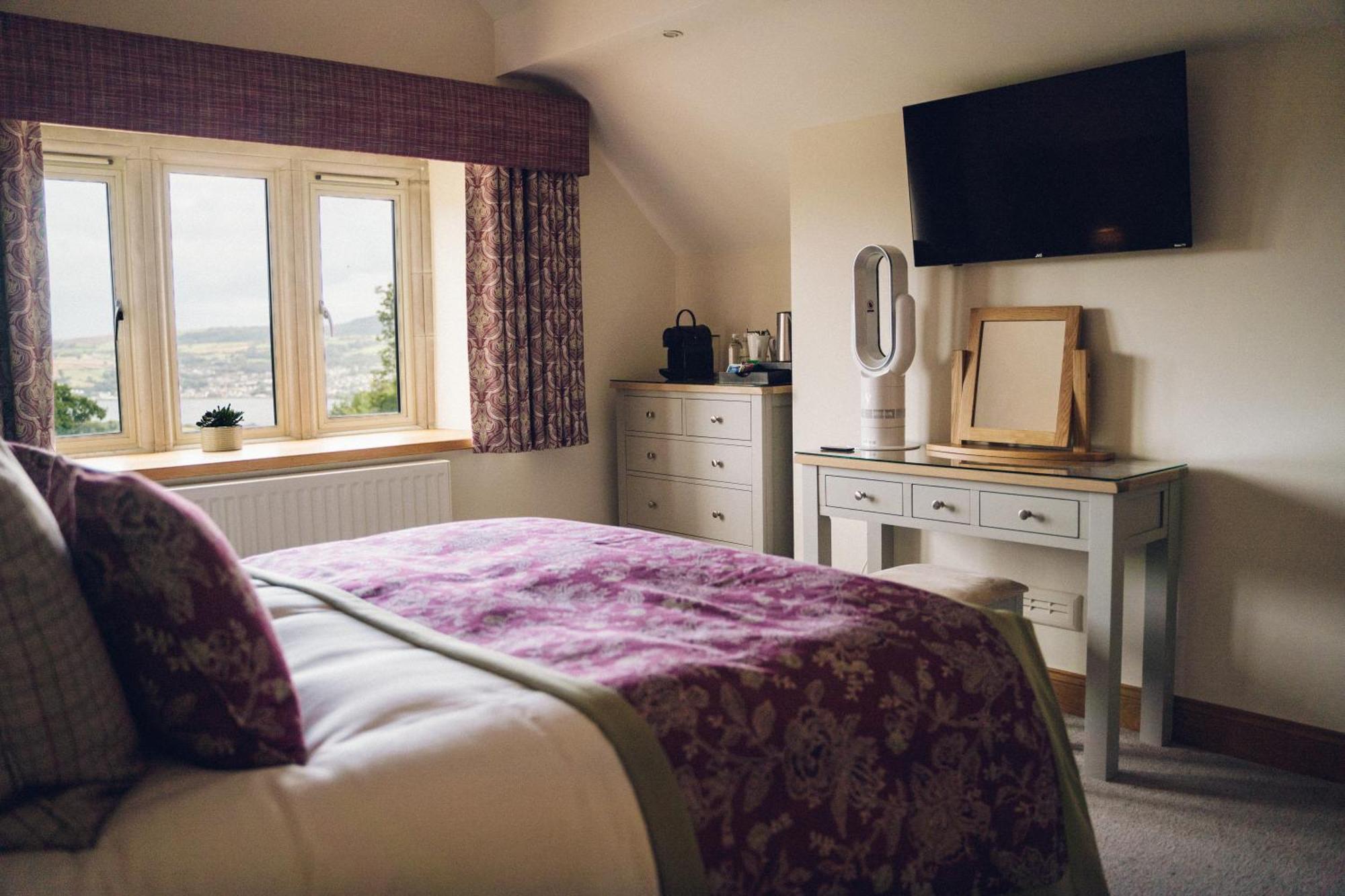 The Manor Boutique Hotel Restaurant And Bar Conwy Buitenkant foto