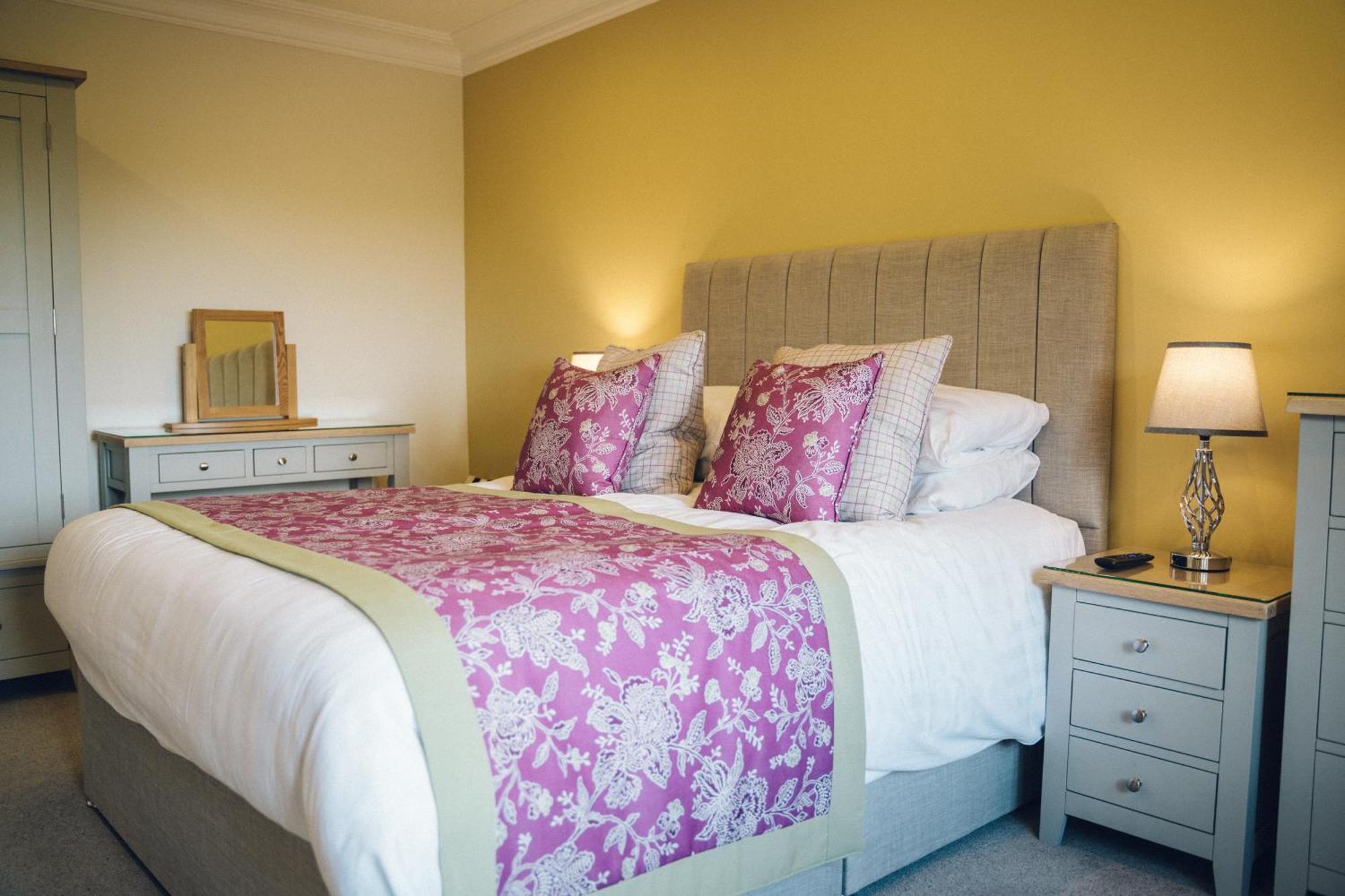 The Manor Boutique Hotel Restaurant And Bar Conwy Buitenkant foto