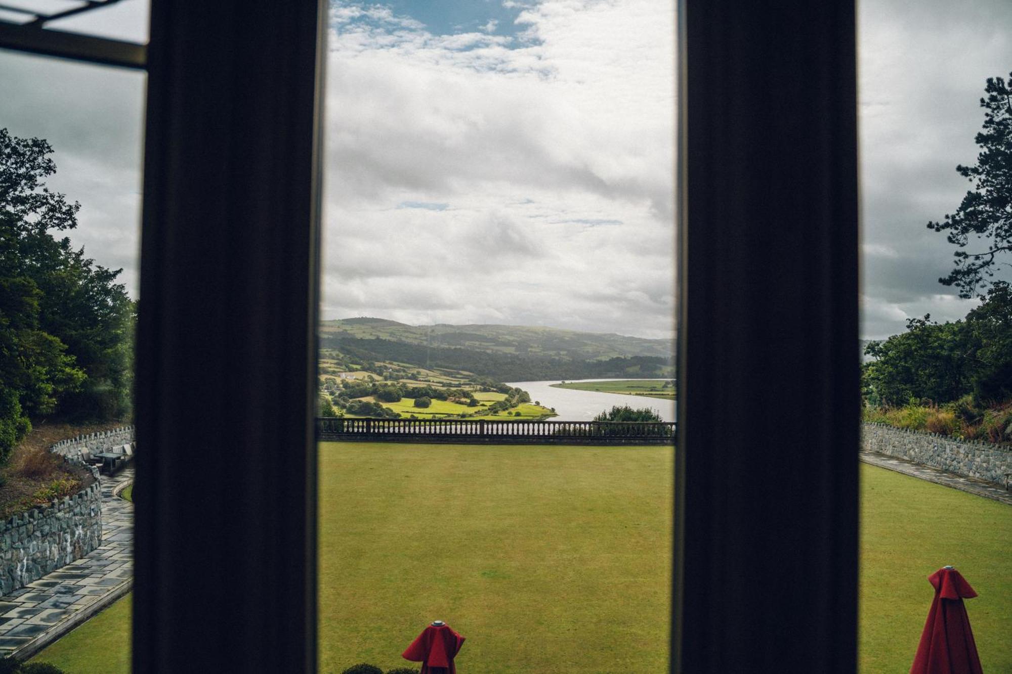 The Manor Boutique Hotel Restaurant And Bar Conwy Buitenkant foto