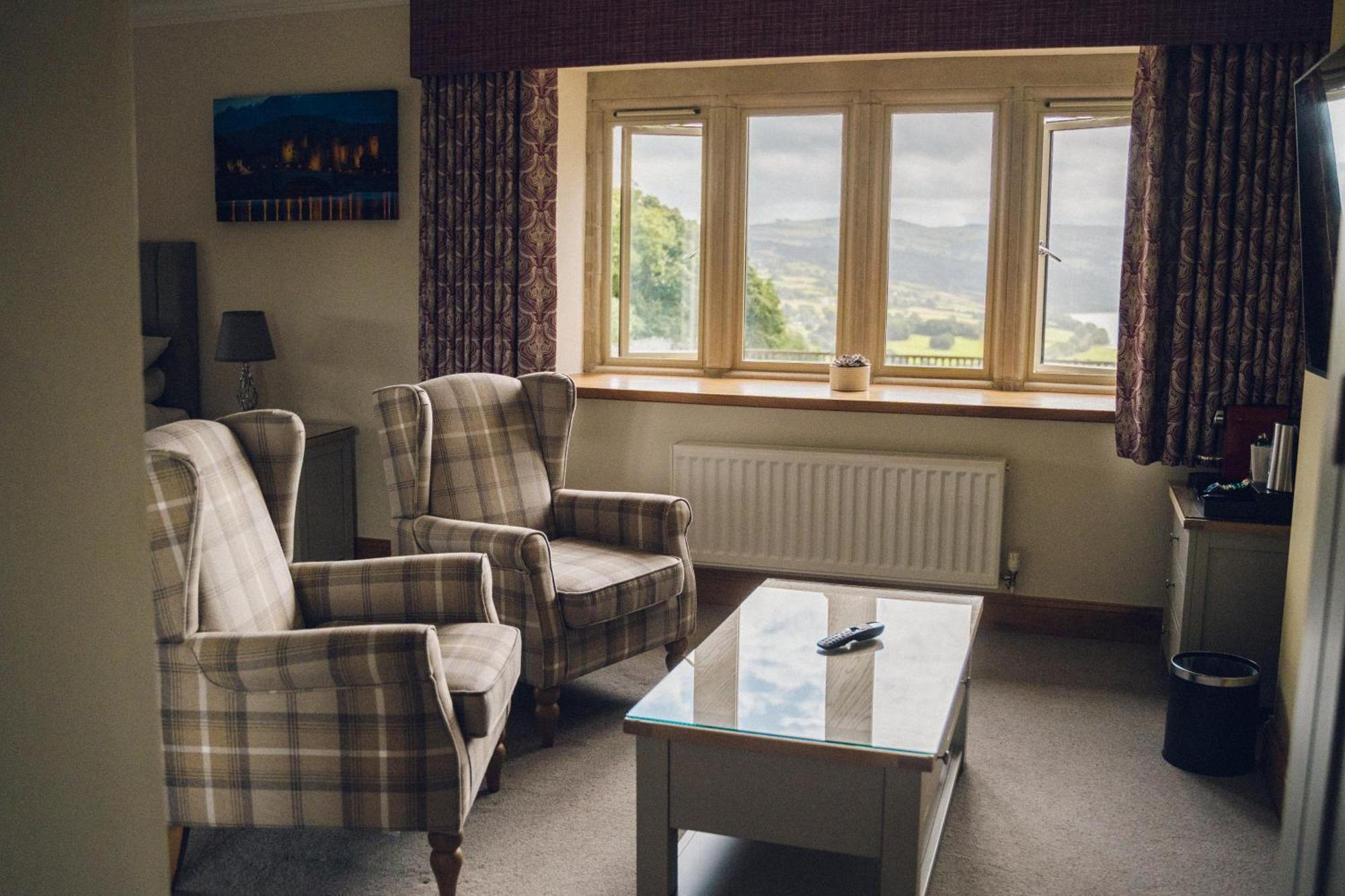The Manor Boutique Hotel Restaurant And Bar Conwy Buitenkant foto
