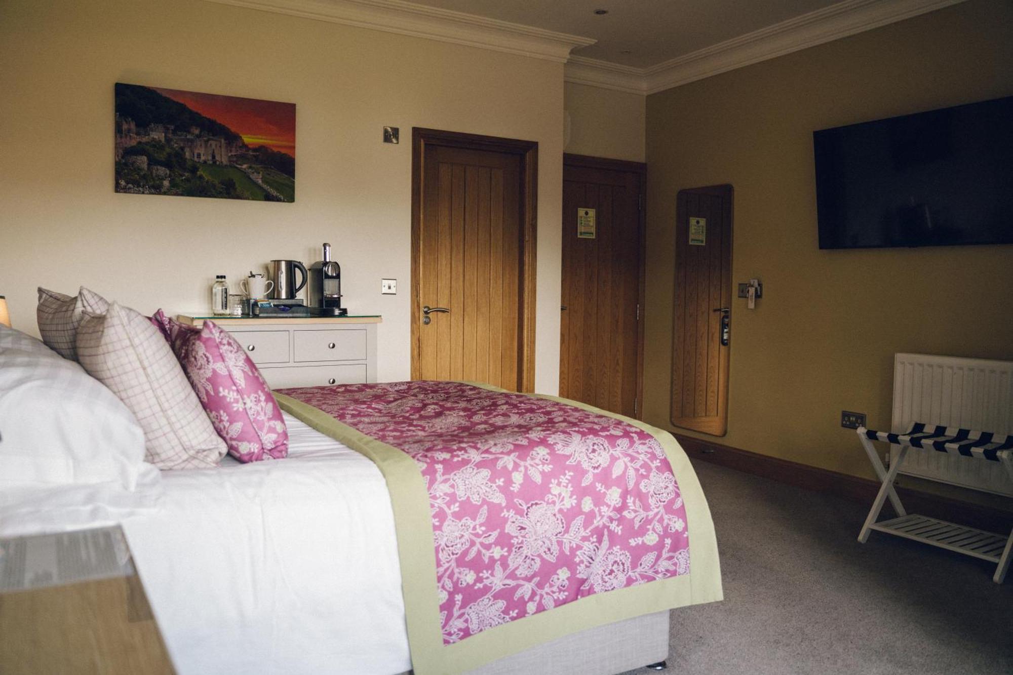 The Manor Boutique Hotel Restaurant And Bar Conwy Buitenkant foto